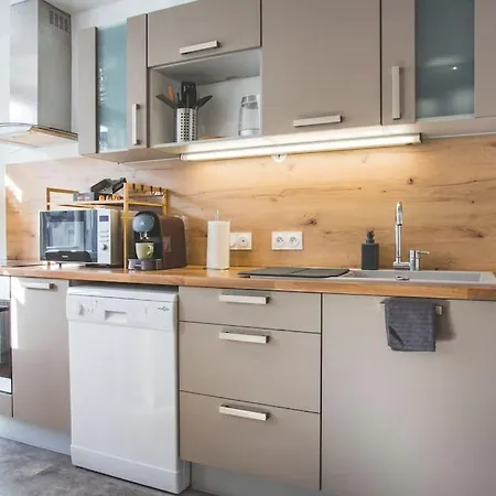 Bel Lumineux Proche Du Centre-ville Апартаменты *